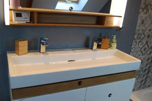 Réalisation d'une salle de bains par Gaz Elec plombier à Évreux