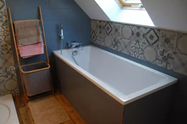 Réalisation d'une salle de bains par Gaz Elec plombier à Évreux